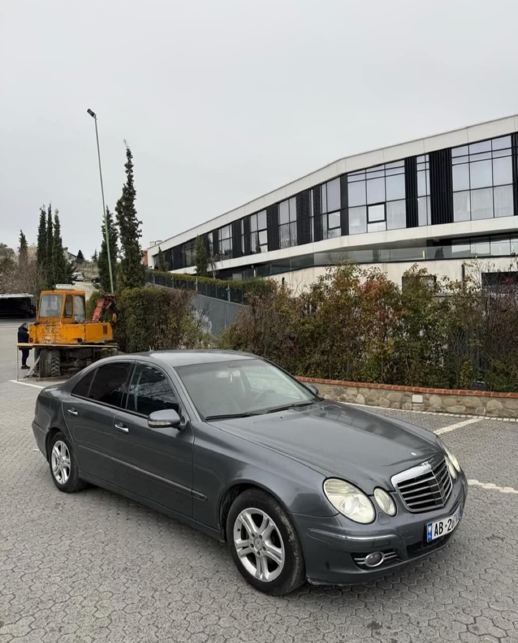 Mercedes E280 CDI — Tiranë