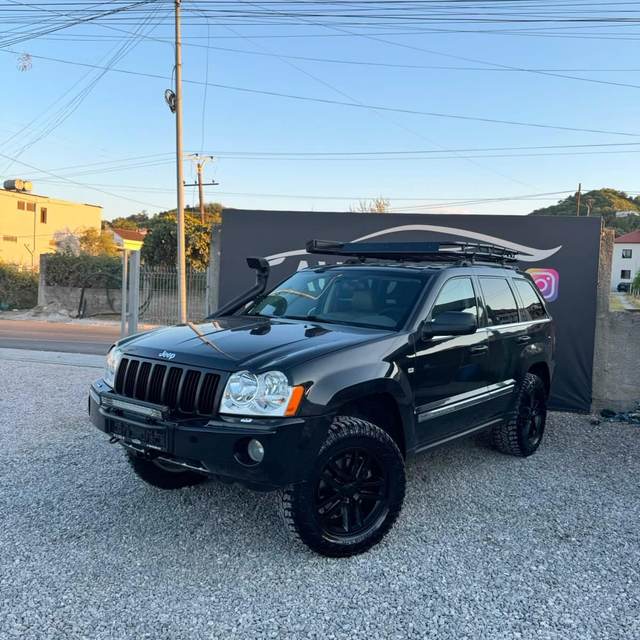 Jeep Grand Cherokee 3.0 Naft — Tiranë