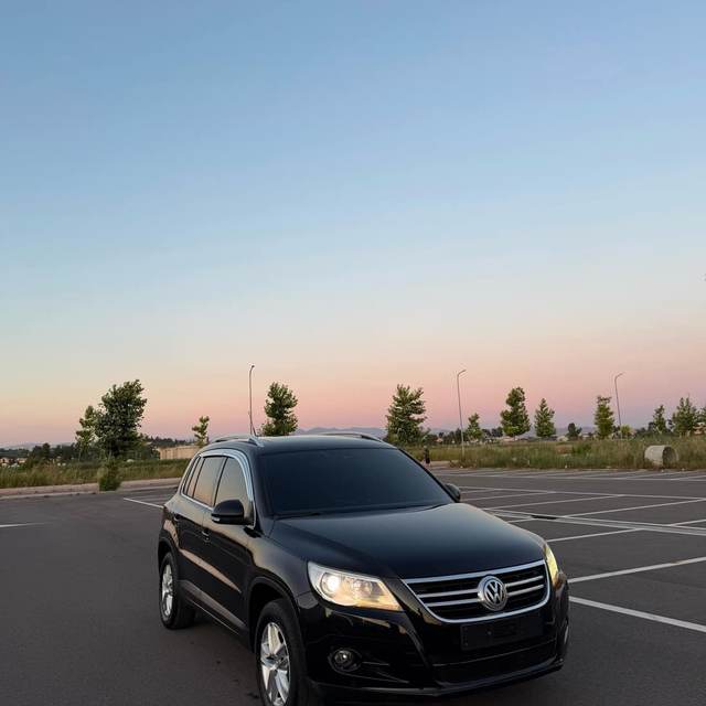 Volkswagen Tiguan — Tiranë