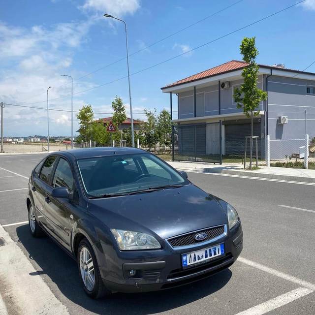 Ford Focus — Tiranë