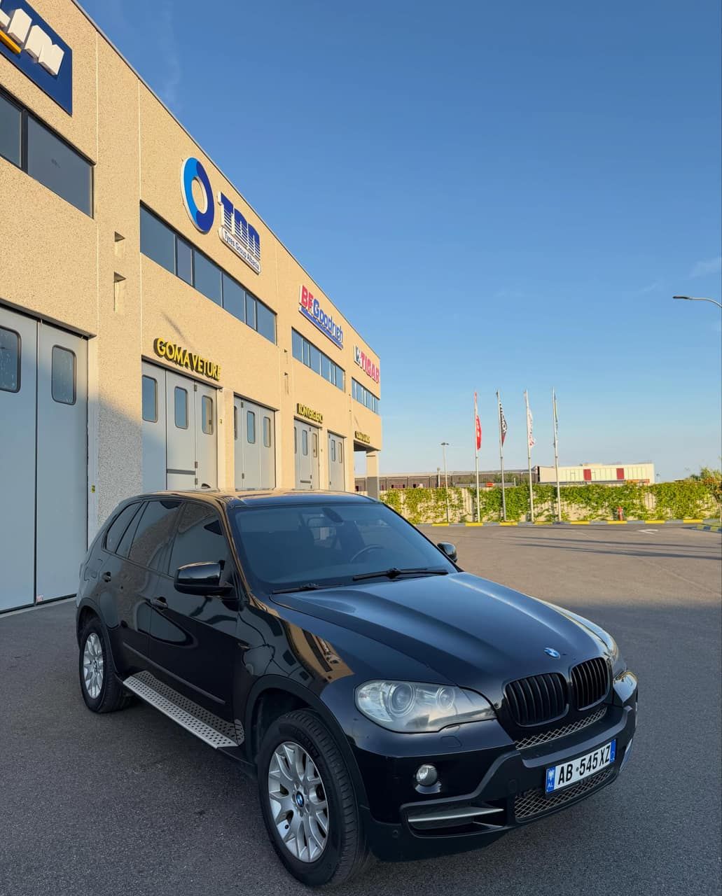 BMW X5 3.0 Nafte Automatike — Durrës