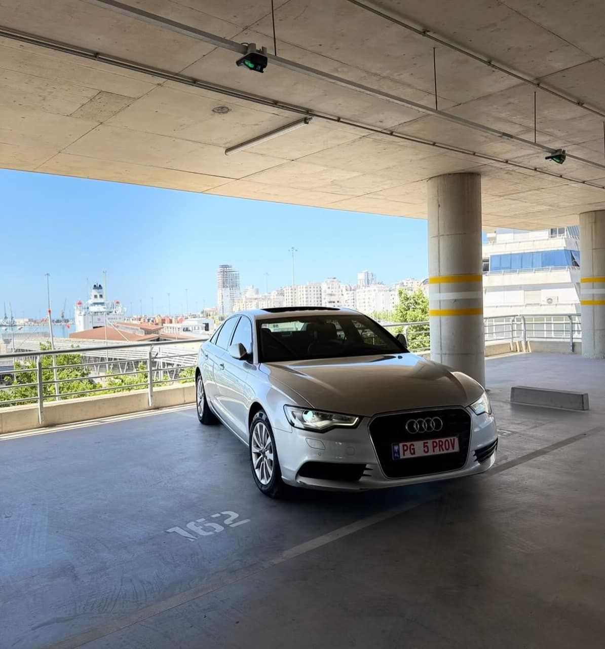Audi A6 2.0 TDI — Tiranë