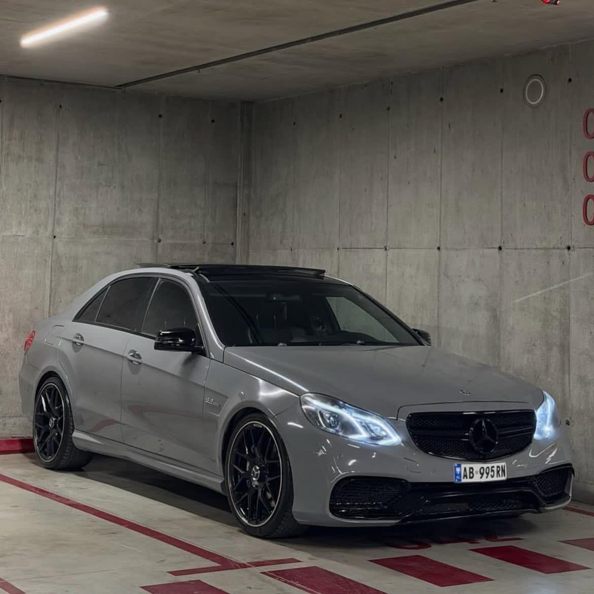 Mercedes-Benz E63s AMG 2015, në Tiranë — Tiranë