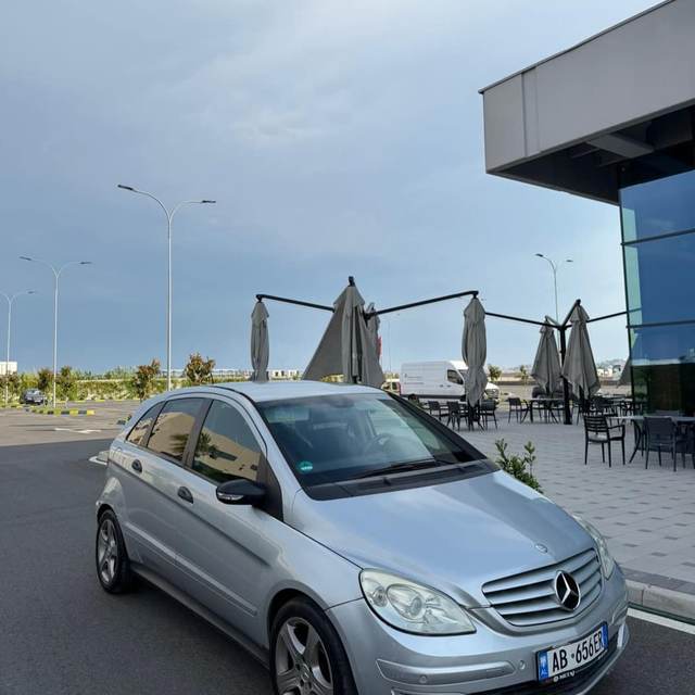 Mercedes B-Class 2007 Automat Nafte — Durrës