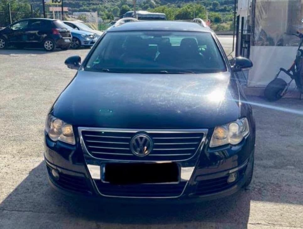 Volkswagen Passat B6 — Tiranë