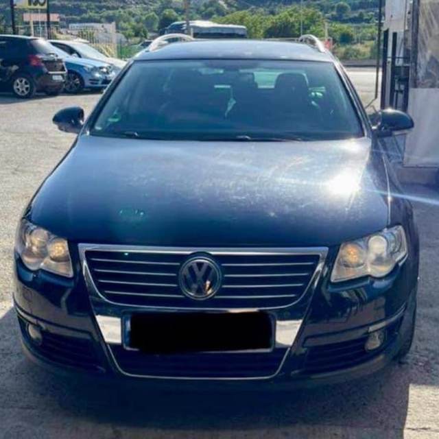 Volkswagen Passat B6 — Tiranë