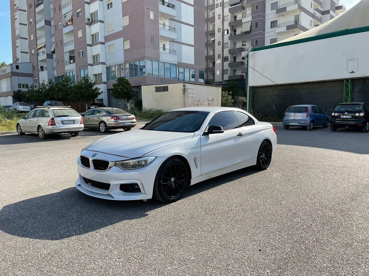 BMW 428i Kabrio — Tiranë