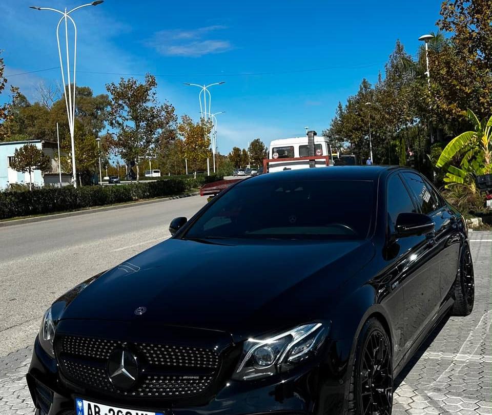 Mercedes-Benz E-Class 43 AMG