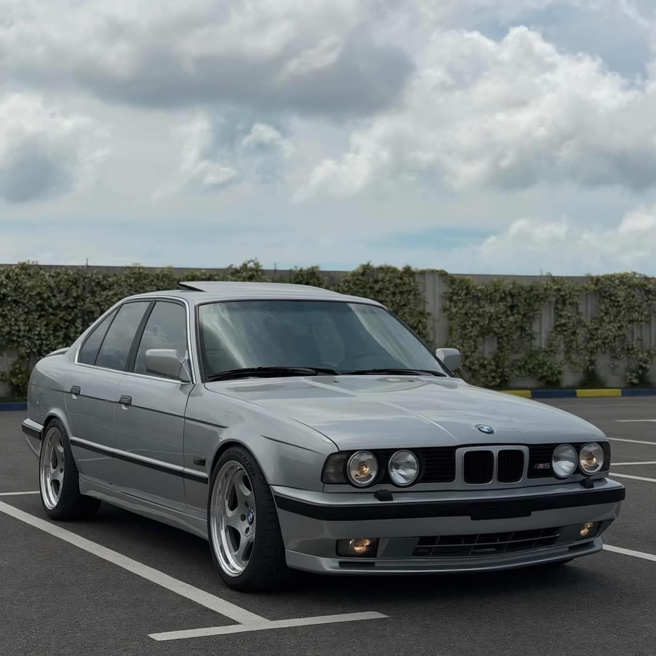 BMW M5 E34 1991 — Tiranë