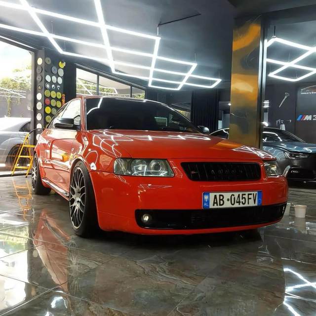 Audi S3 8L — Tiranë