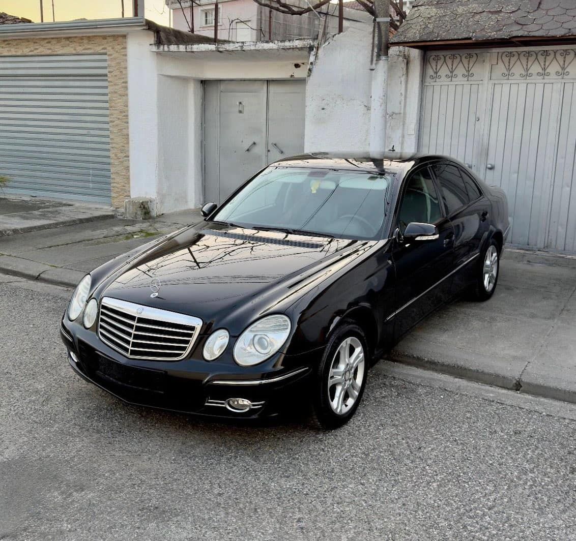 Mercedes-Benz E-Class 220 Naft Automat — Tiranë