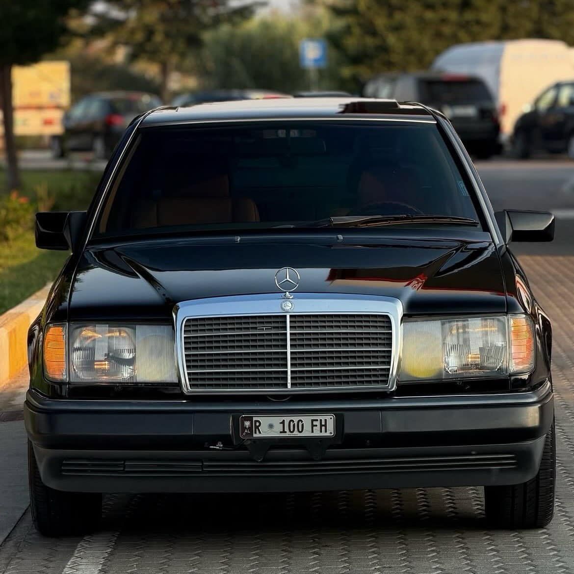 Mercedes-Benz 300 E W124 — Fier