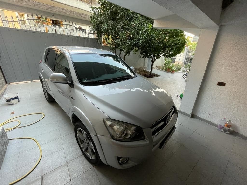 Toyota RAV4 2009 në Tiranë - Super Okazion — Tiranë