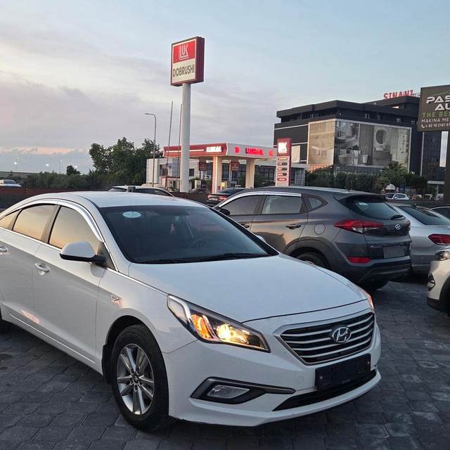 Hyundai Sonata 2.0 Gaz Fabrike — Durrës