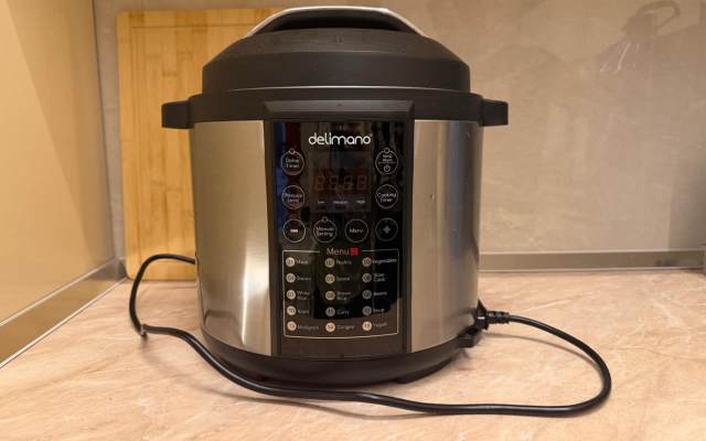 Multi Cooker (i paperdorur)