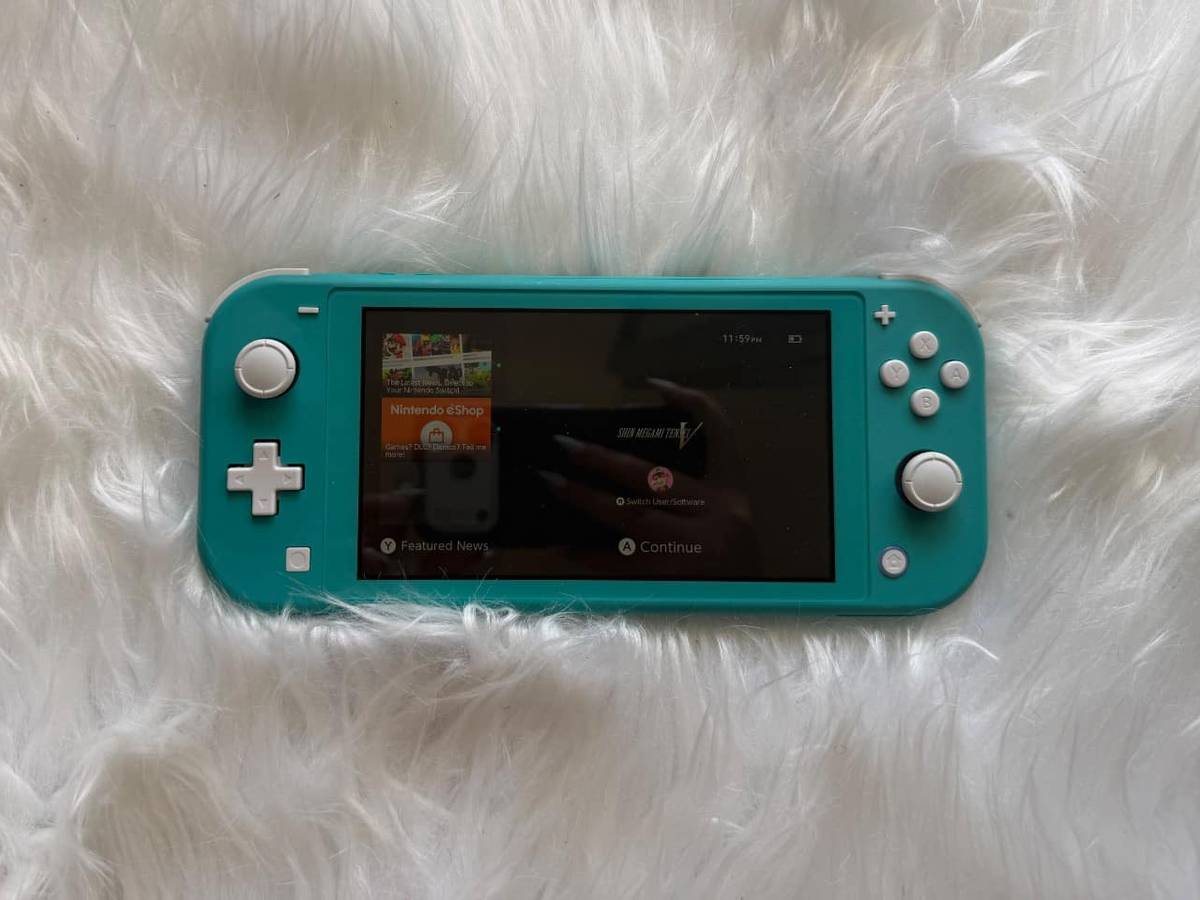 Nintendo Switch për Shitje
