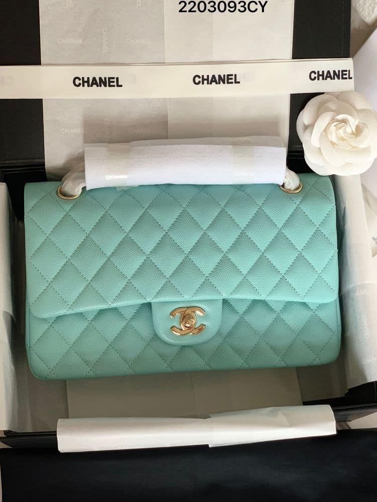 Çanta Chanel e Re — Tiranë