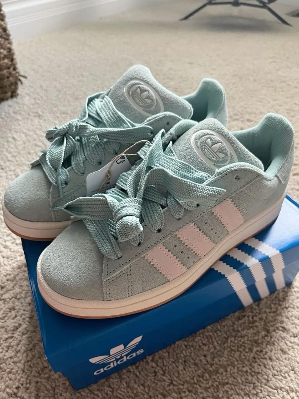 Adidas Sneakers të Reja në Tiranë — Tiranë