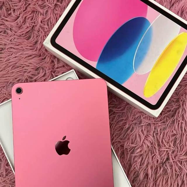 Ipad 16GB në ngjyrë rozë — Tiranë