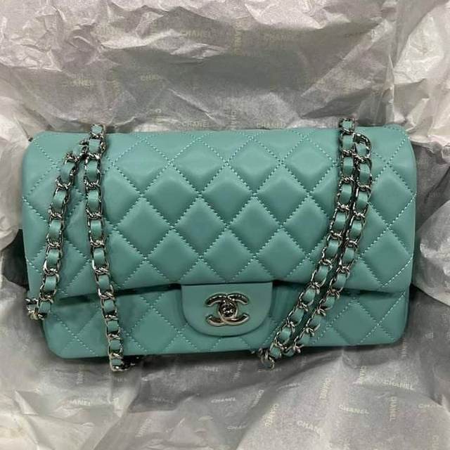Çanta Chanel e Gjelbër — Tiranë