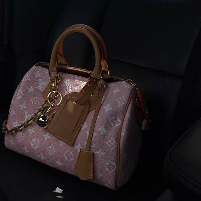 Çanta Louis Vuitton e re — Tiranë