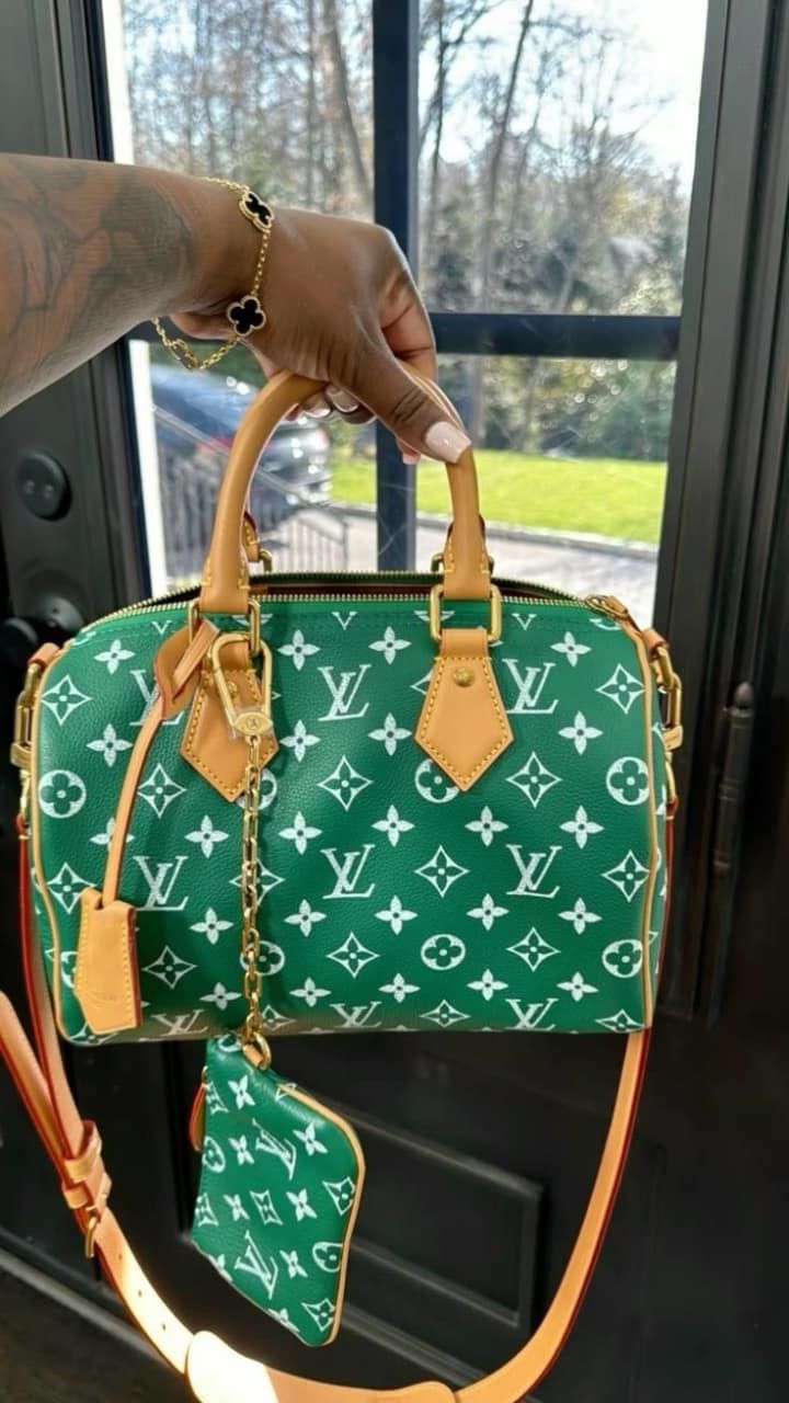 Çanta Louis Vuitton e Gjelbër — Tiranë