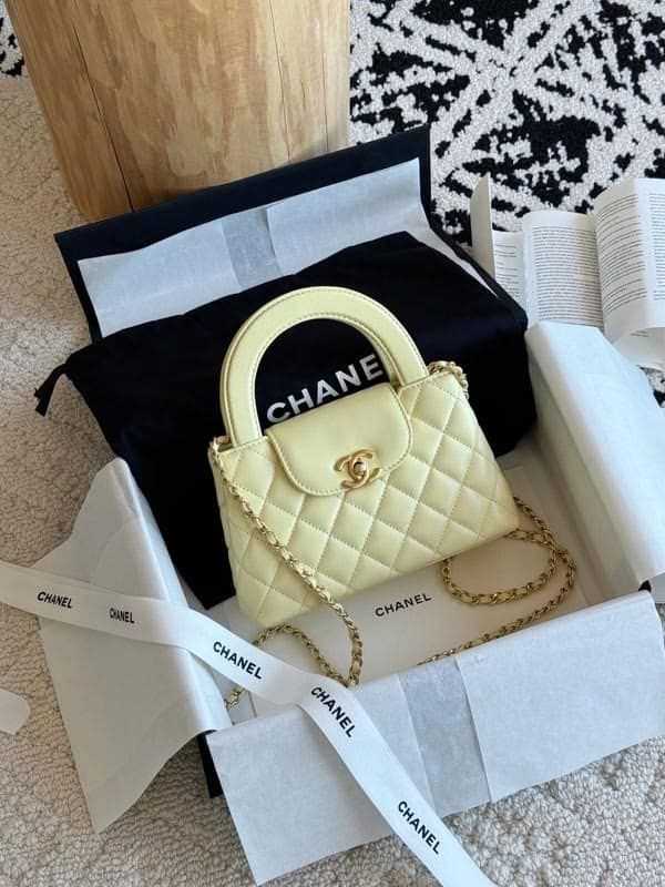 Çanta Chanel e Re — Tiranë