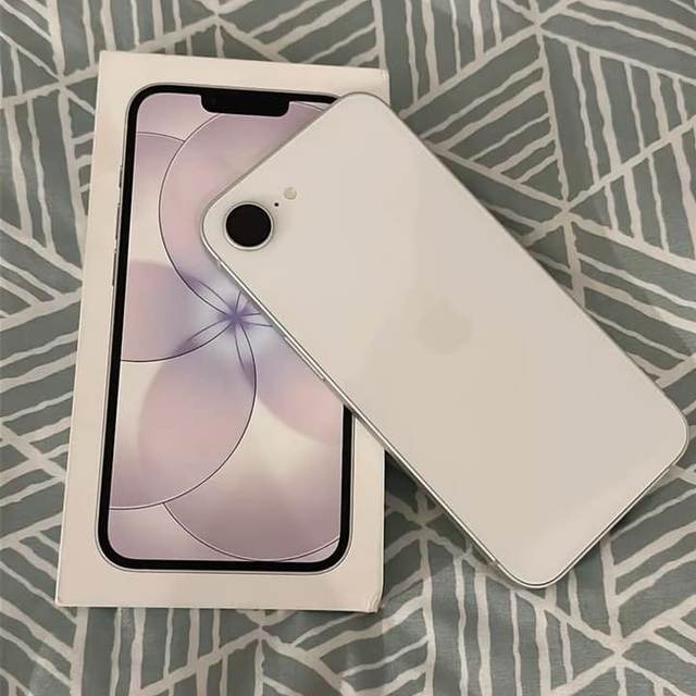 Apple iPhone 16 e gjendje të shkëlqyer — Tiranë