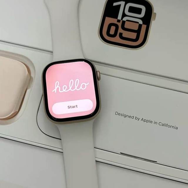 Apple Watch Series 10 - Starlight — Tiranë