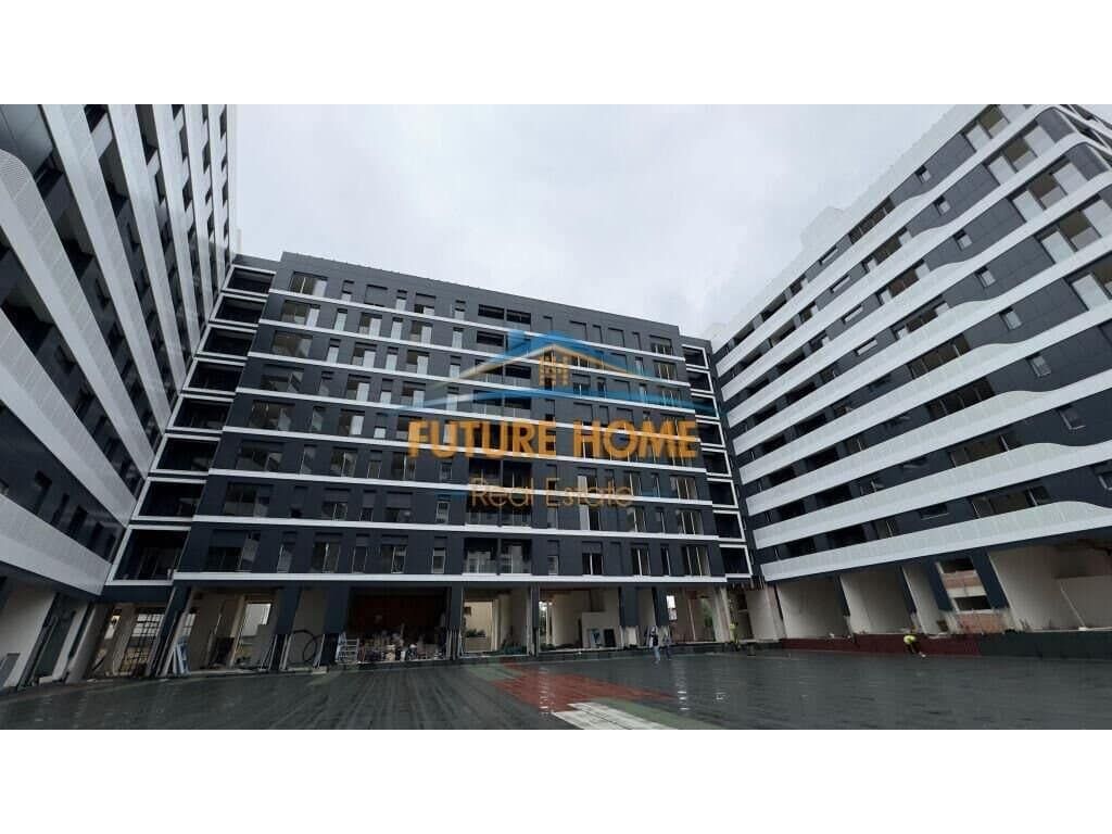 Post Parkimi për Shitje në Kompleksin Parallel Living, Don Bosko — Tiranë