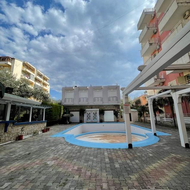 1-Bedroom Apartment for Sale in Orikum – 68.93 m² with Ownership Certificate and Pool Access — Vlorë