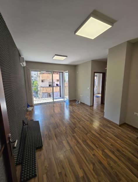 Office/Clinic Space for Rent in Tiranë – 145 m² — Tiranë
