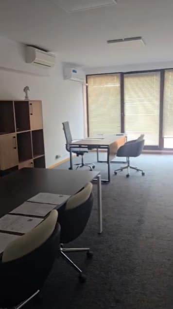 Zyra për Qira në Qendër të Tiranës – 60 m² — Tiranë