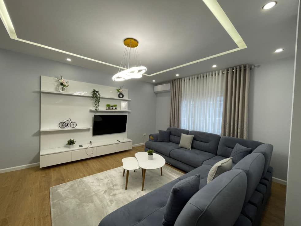 Luxury 2+1+2 Apartment for Rent in Zogu i Zi, Tirana — Tiranë