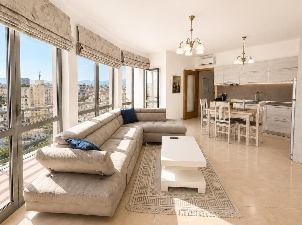 Furnished 2+1 Apartment with 2 Bathrooms for Rent in Zogu i Zi, Tirana — Tiranë