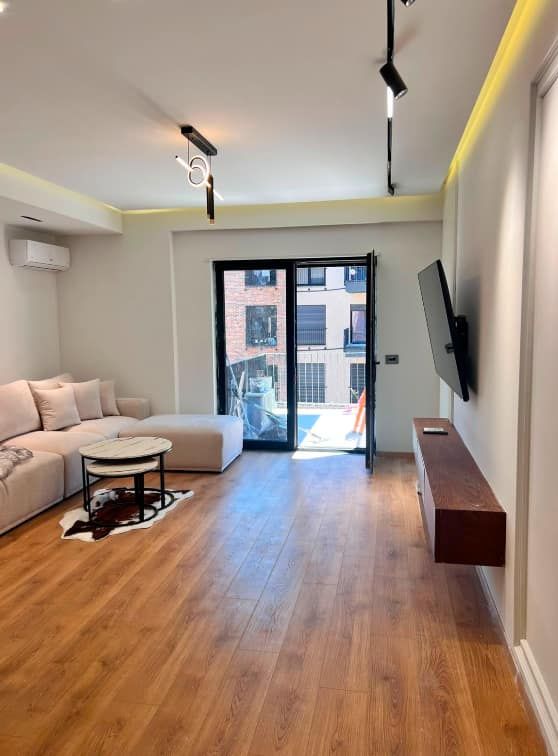 1+1 Apartment for Rent at Kodra e Diellit 2, Tirana | 82 m² — Tiranë