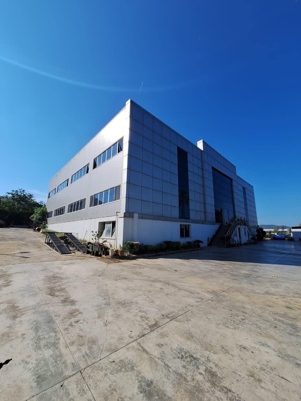 Warehouse for Rent in Vorë, Tirana | 1,100 m² | Prime Logistics Location — Tiranë