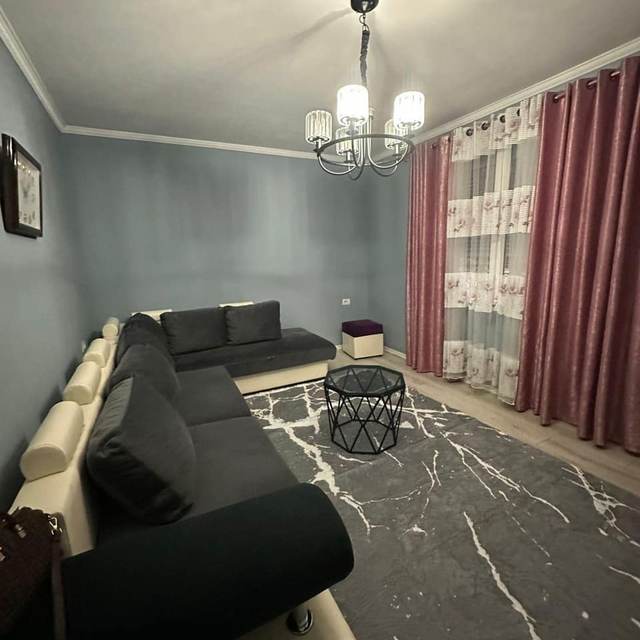 2-Bedroom Apartment for Rent near Kryqëzimi i Oxhakut, Tirana — Tiranë