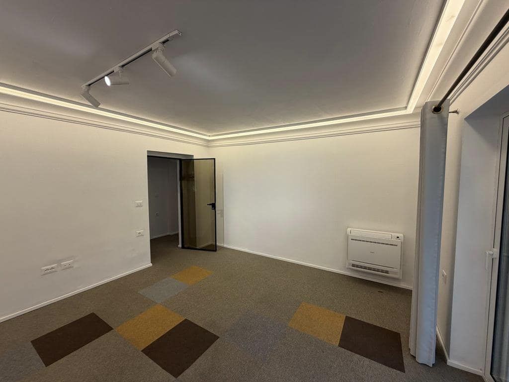 Office Space for Rent – 130 m² near Rruga e Durrësit, Tirana | Prime Business Location — Tiranë