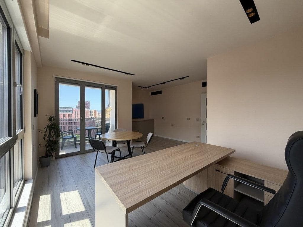 Office Space for Rent near Tirana Center – 101.66 m² on Kont Urani Street — Tiranë