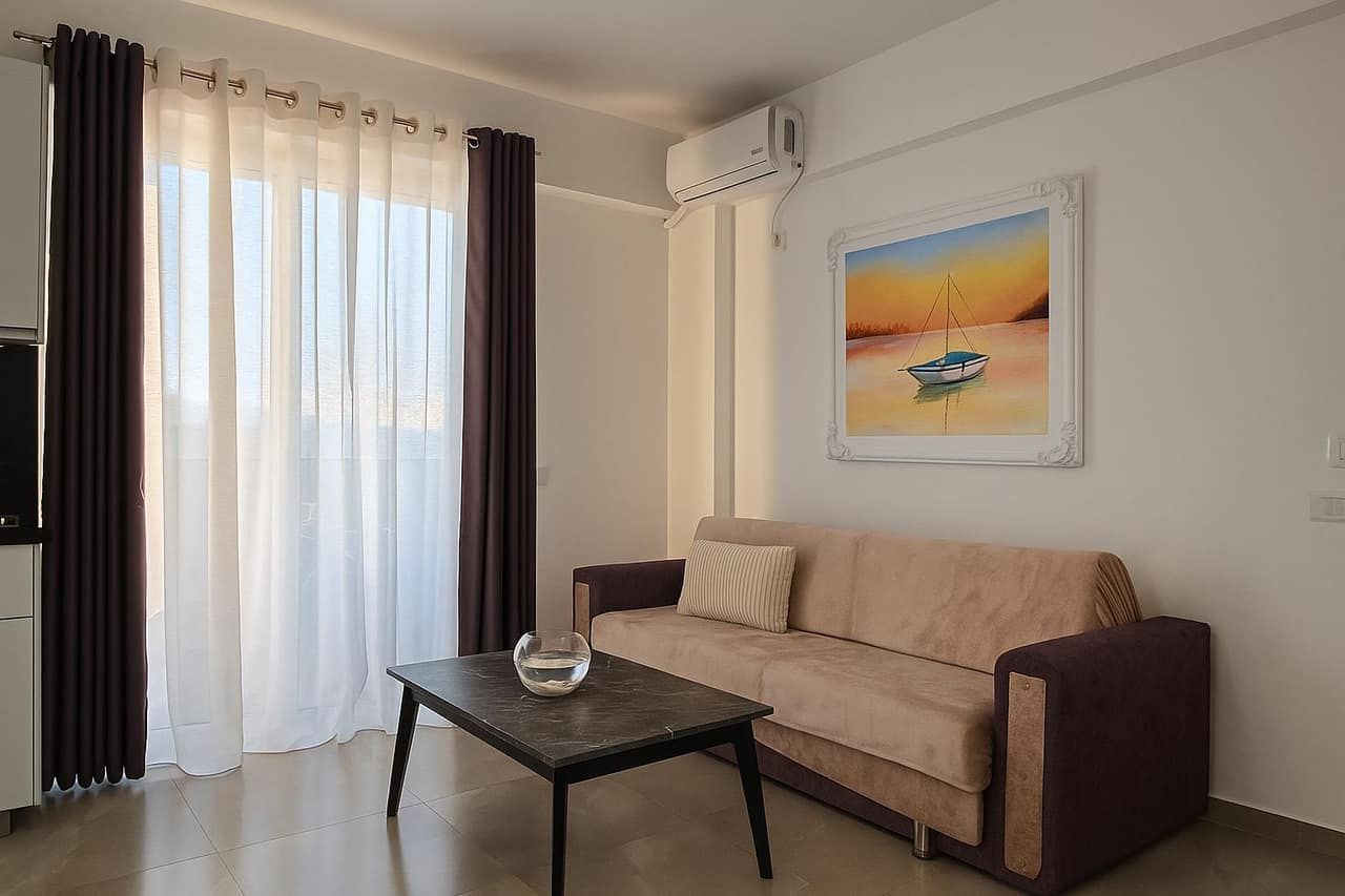 1-Bedroom Apartment for Long-Term Rent in Sarandë – €420/month — Sarandë