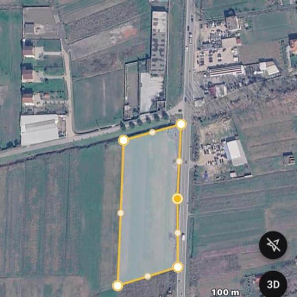 Të Shitet Tokë 4,000 m² në Laknas, Pranë Aeroportit Ndërkombëtar të Tiranës — Tiranë