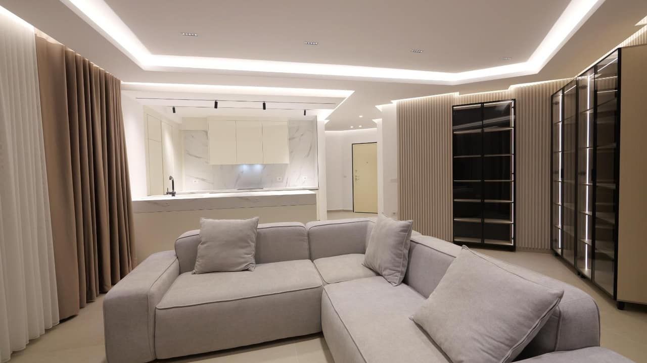 Luxury Penthouse with Spectacular View for Sale in Sarandë — Sarandë