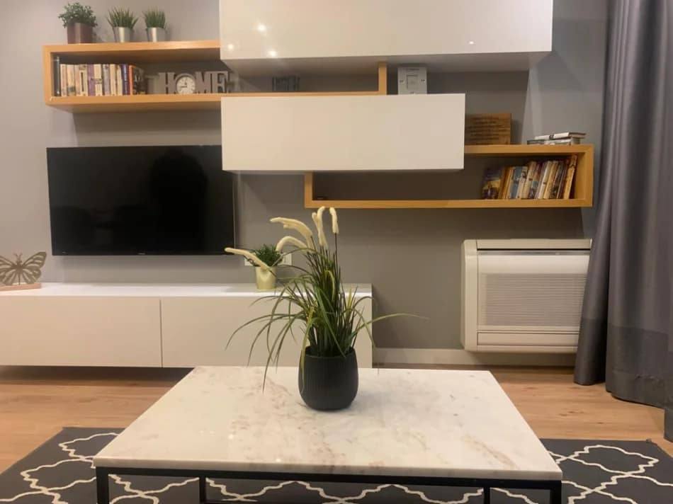 Jepet apartament 2+1+2 me qira tek 21 Dhjetori