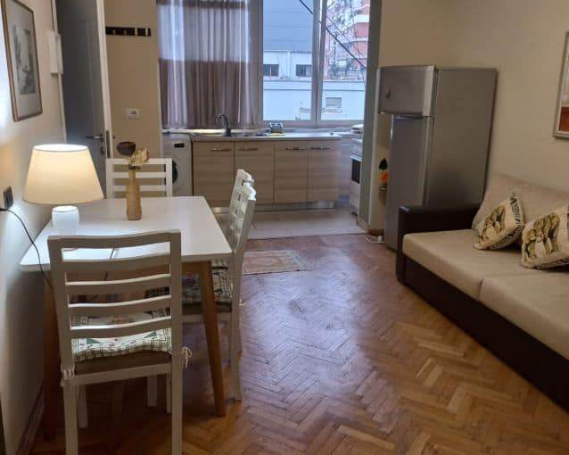 Jepet apartament 1+1 me qira ne Qender – Lit Real Estate — Tiranë