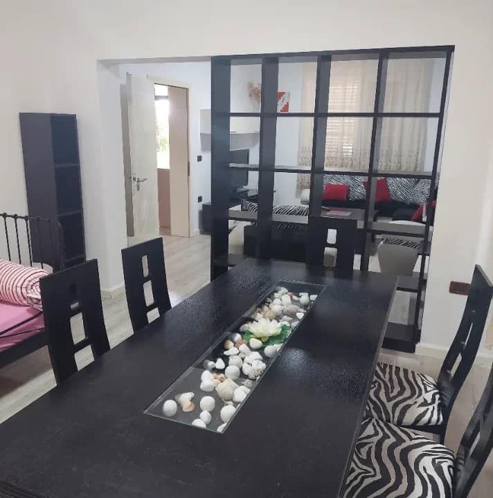 Jepet apartament 2+1 me qira tek Shkolla e Baletit — Tiranë