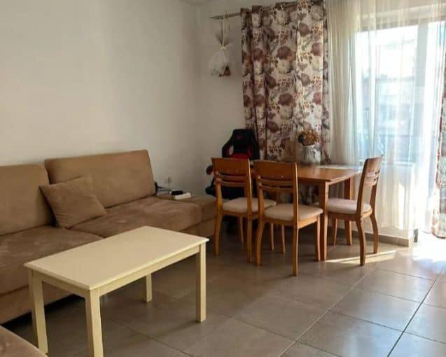 Jepet apartament 2+1 me qira tek Rruga Fortuzi