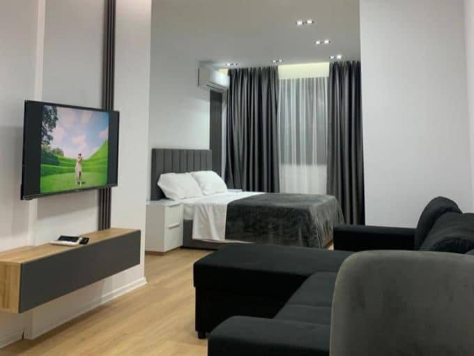 Jepet me qira super apartament për Airbnb në Qendër, Rruga Kajo Karafili