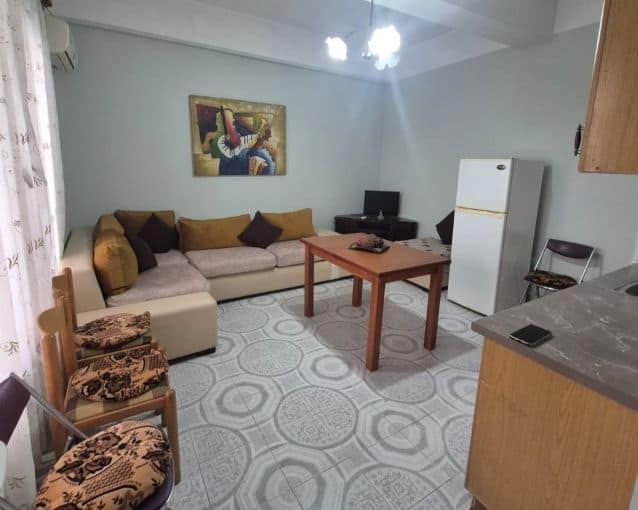 Jepet apartament 2+1 me qira tek Prokuroria — Tiranë