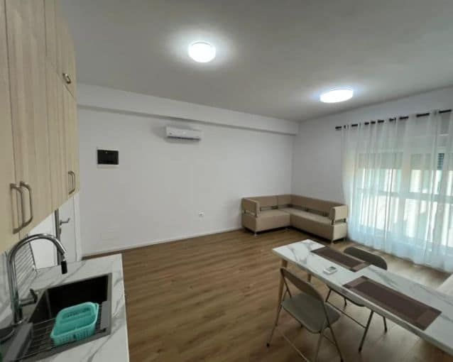 Jepet apartament 1+1 me qira tek Kompleksi Kadiu — Tiranë